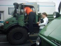 Unimog-Hund.JPG