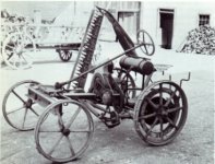 Gebr Kramer MotormÃ¤her 4PS Bj 1925 klein.jpg