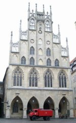 rathaus2.jpg