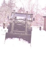 Unimog Hof klein.jpg