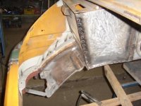 Hydrauliktankbefestigungen eingeschweiÃŸt.jpg