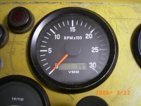 drehzahlmesser elektr. im 411 004.jpg