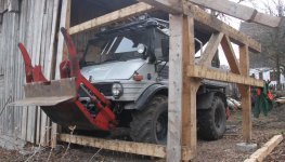 Unimog im Einsatz V.jpg