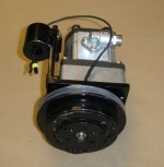 Hydraulikpumpe montiert neu 1.JPG