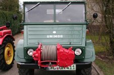 groÃŸe Winde, kleiner Unimog.jpg
