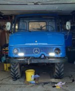 Unimog Arbeitsscheinwerfer vorne.jpeg